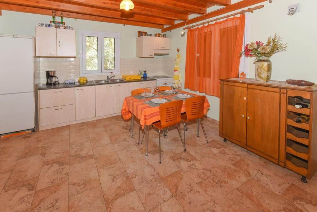Holiday home In Limnionas