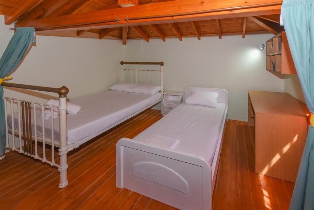 In Limnionas Holiday home *