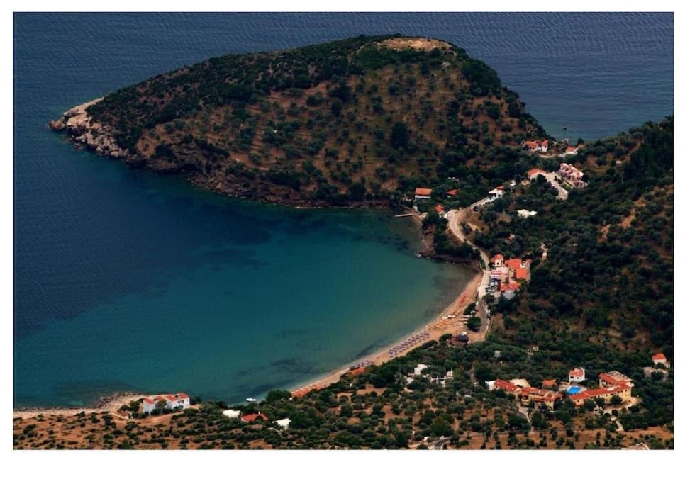 In Limnionas Holiday home *